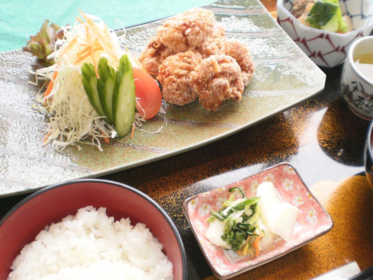 Hikone Castle yak\u0131n\u0131ndaki en iyi oteller hangileri? Dış mekan fotoğraf
