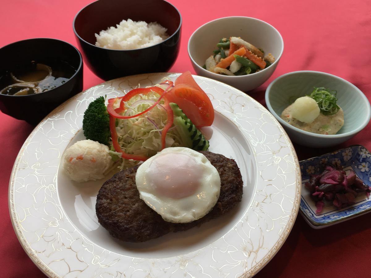 Hikone Castle yak\u0131n\u0131ndaki en iyi oteller hangileri? Dış mekan fotoğraf