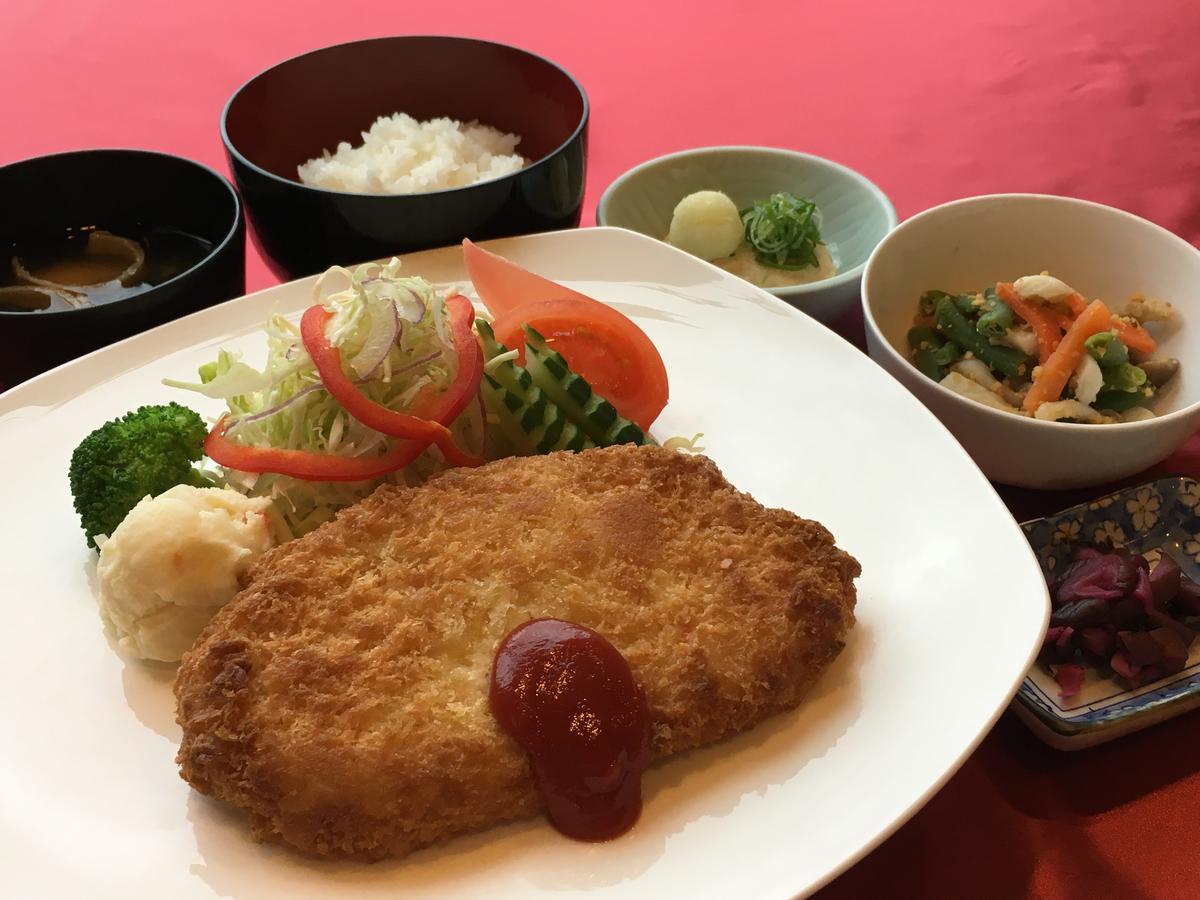 Hikone Castle yak\u0131n\u0131ndaki en iyi oteller hangileri? Dış mekan fotoğraf