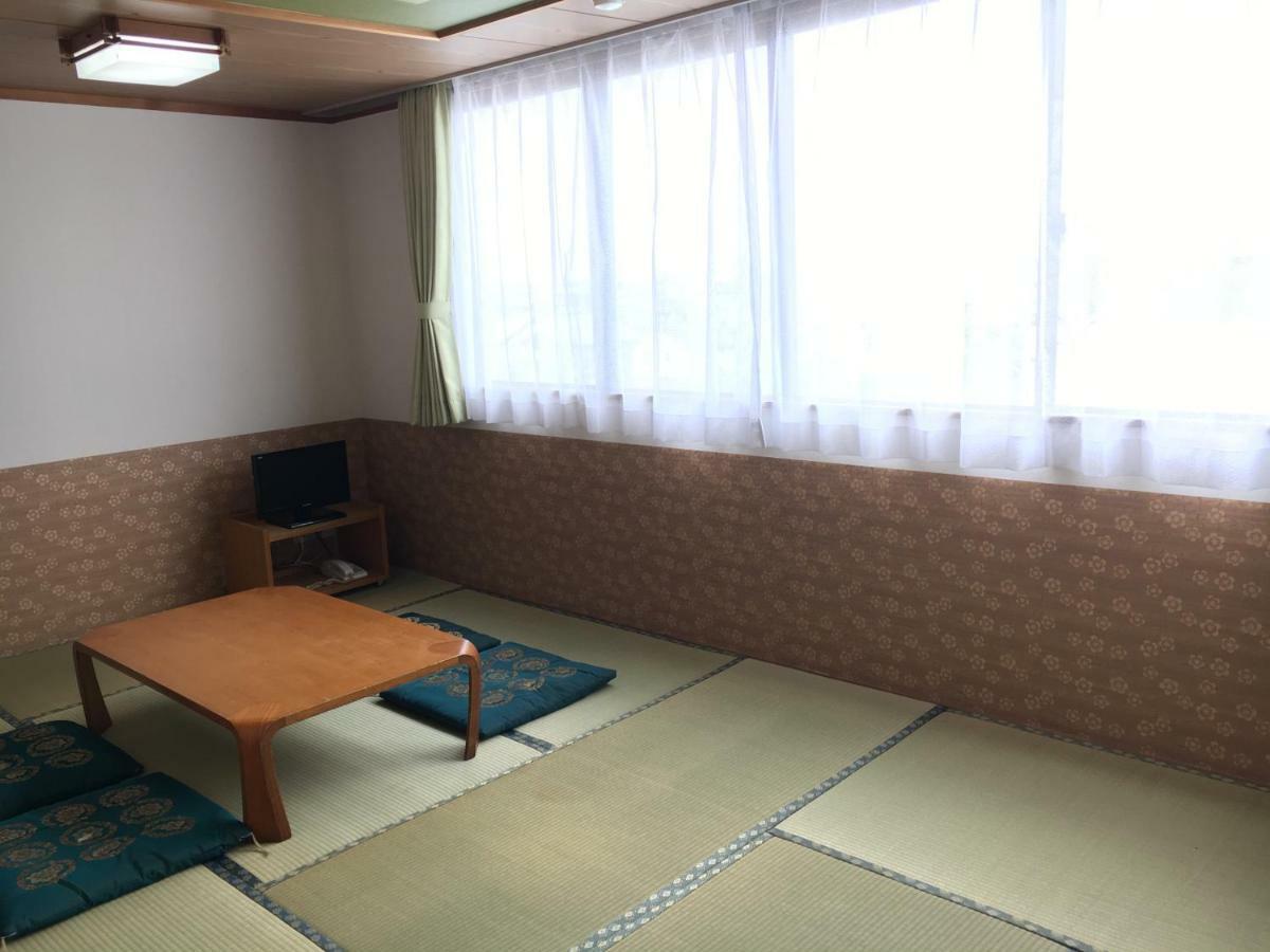 Hikone Castle yak\u0131n\u0131ndaki en iyi oteller hangileri? Dış mekan fotoğraf