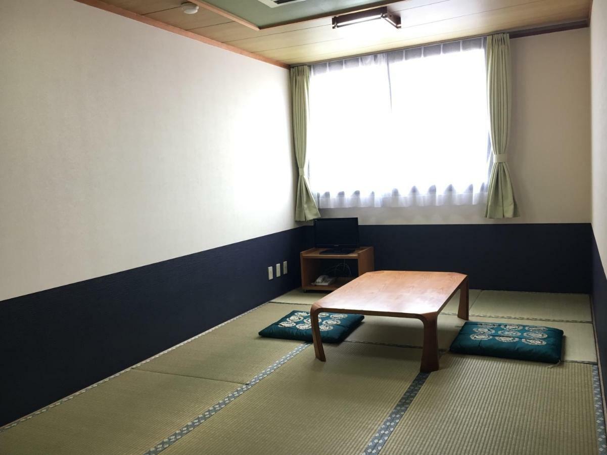 Hikone Castle yak\u0131n\u0131ndaki en iyi oteller hangileri? Dış mekan fotoğraf